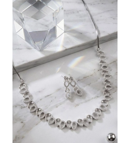 Women's Brass Silver Plated Necklace set (Silver)