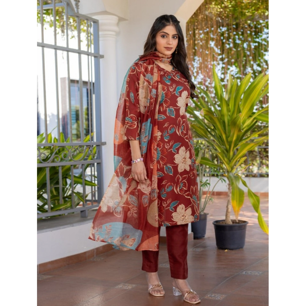 Women's Cotton Blend Printed Kurti With Pant Dupatta Set (Rust) Women's Cotton Blend Printed Kurti With Pant Dupatta Set (Rust)