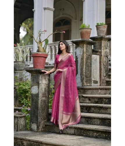 Women's Silk_Blend Butti Pattern Saree With Unstitched Blouse 5.5Mtr (Pink)