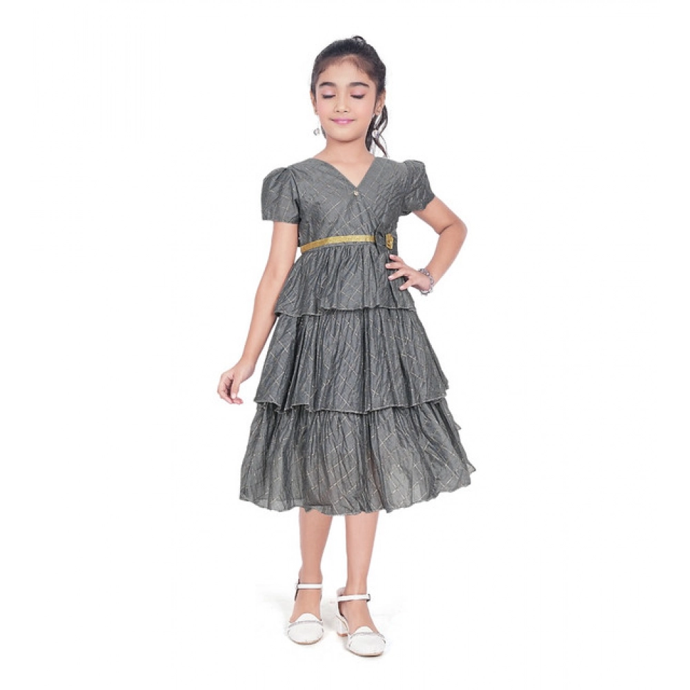 Girl's Artificial Silk Striped Short Sleeve V Neck Dress (Grey)