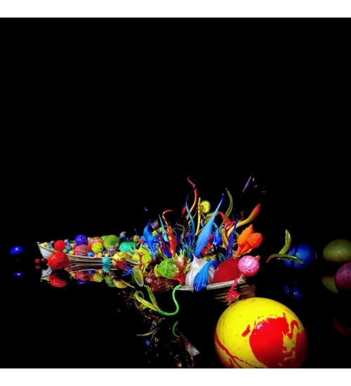 Colorful Shells on the Boat Mobile Case Cover