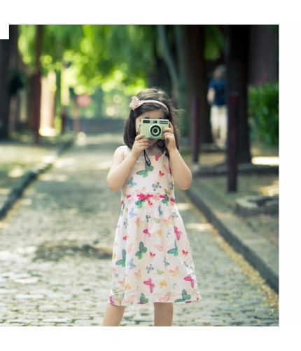 Small Girl with Camera Mobile Case Cover Small Girl with Camera Mobile Case Cover