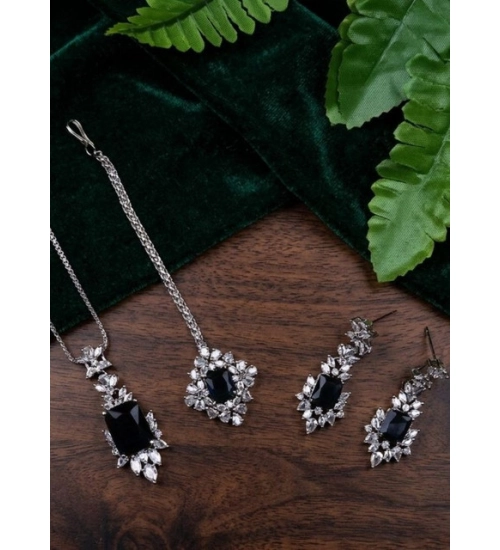 Women's Brass Silver Plated Pendant Set (Blue)