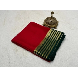 Women's Crepe Chit Pallu Solid Saree With Unstitched Blouse 5.5Mtr (Red)