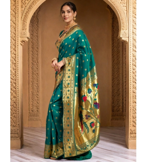 Women's Silk Blend Woven Saree With Unstitched Blouse 5.5Mtr (Green)
