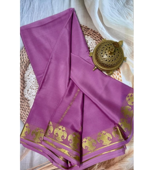 Women's Crepe Chit Pallu Solid Saree With Unstitched Blouse 5.5Mtr (Pink)
