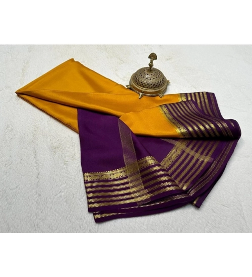 Women's Crepe Chit Pallu Solid Saree With Unstitched Blouse 5.5Mtr (Gold)