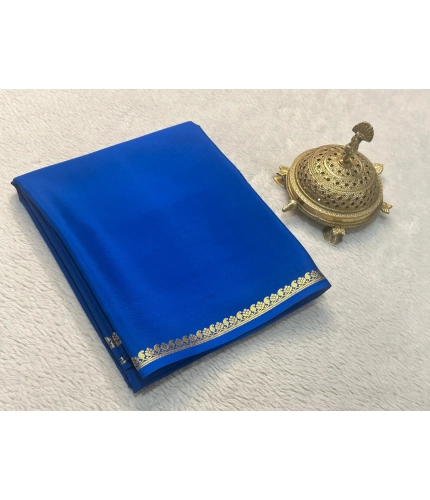 Women's Crepe Chit Pallu Solid Saree With Unstitched Blouse 5.5Mtr (Blue)