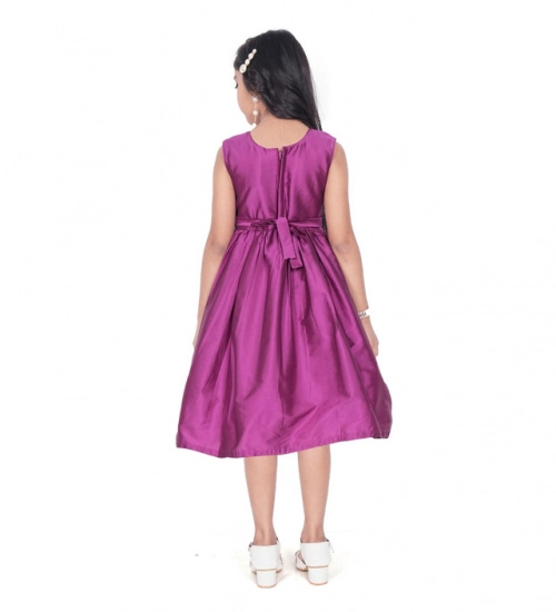 Girl's Taffeta Silk Soild Sleeve Less Round Neck Dress (Purple)