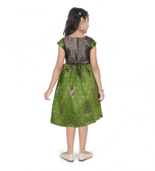 Girl's Brocket Printed Short Sleeve Round Neck Dress (Green)