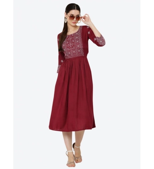 Women's Casual Rayon 3-4th Sleeves Kurti (Maroon) Women's Casual Rayon 3-4th Sleeves Kurti (Maroon)