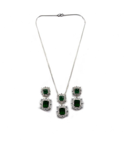 Women's Brass Silver Plated Pendant Set (Green)