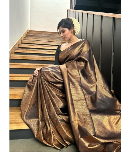 Women's Litchi silk Printed Saree With Unstitched Blouse (Gold) Women's Litchi silk Printed Saree With Unstitched Blouse (Gold)
