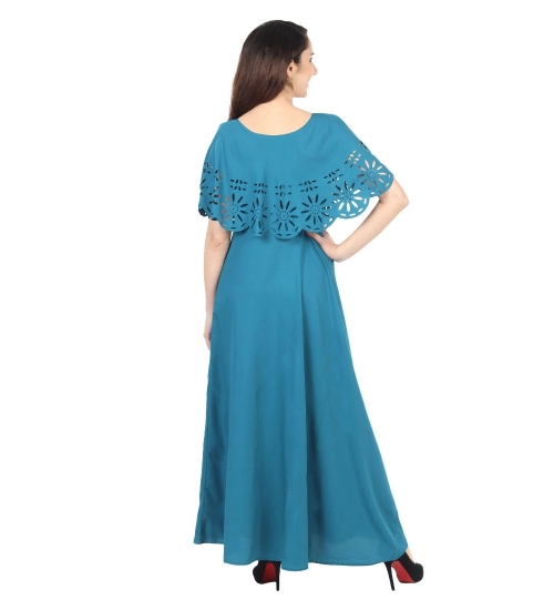 Women's Crepe Solid Sleeveless Full Length Gown(Light Blue)