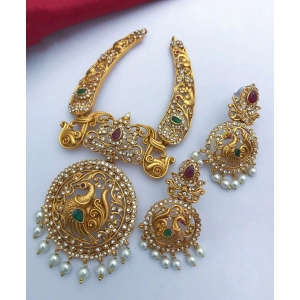 Generic Women's Gold Plated Traditional Necklace and Earrings Set (Multi Color, Free Size)