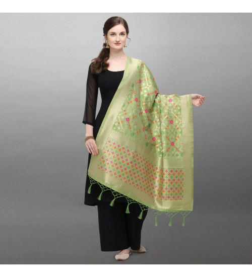 Women's Silk Pure Zari weaving Duppatta (Light Green, Length: 2-2.3 Mtrs)