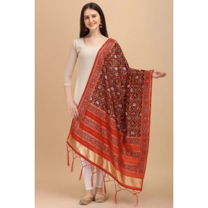 Generic Women's Silk Pure Zari weaving Duppatta (Maroon, Length: 2-2.3 Mtrs)