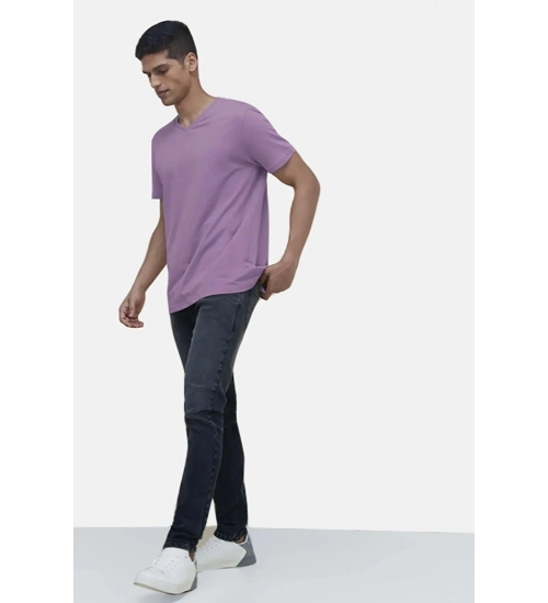 Men's Casual Half sleeve Solid Cotton V Neck T-shirt (Lilac)