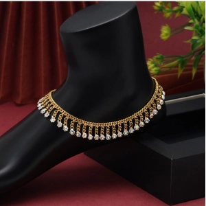 Generic Women's Rainblow Color Anklets (Free Size: Upto 10") 