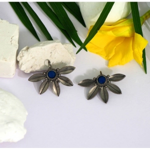 Generic Women's Blue Color Glass Stone Oxidised Earrings 