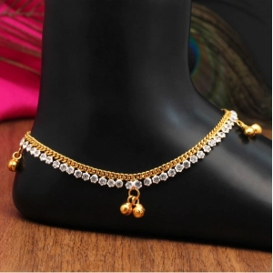 Generic Women's White Color Rhinestone Anklets (Free Size: Upto 10") 