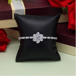 Generic Women's White Color Rhinestone Adjustable Bracelet 