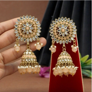 Generic Women's Peach Color Mirror Earrings 