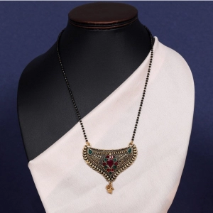 Generic Women's Maroon & Green Color Mangalsutra 