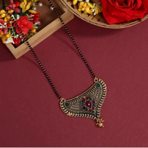 Generic Women's Maroon & Green Color Mangalsutra 