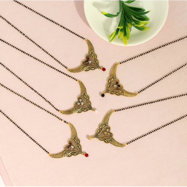 Dropship Women's Assorted Color 5 Piece Of Mangalsutra Combo