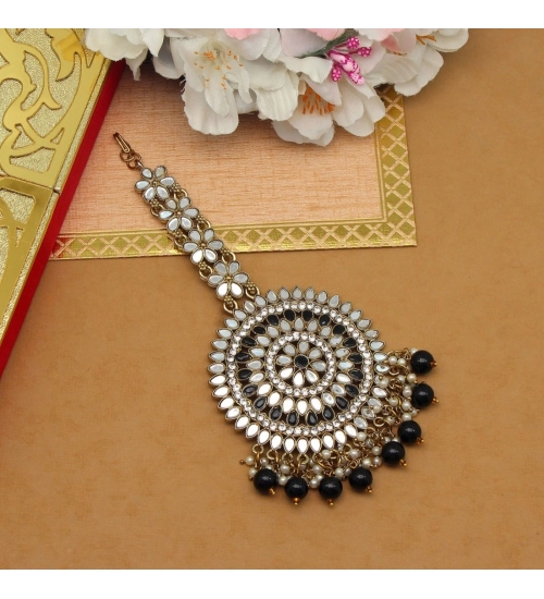 Women's Black Color Mirror Work Maang Tikka 