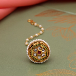 Generic Women's Maroon & Green Color Kundan Meena Borla Tikka 