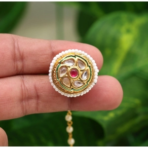 Generic Women's Maroon & Green Color Kundan Meena Borla Tikka 