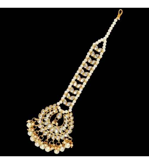 Women's White Color Imitation Pearl & Kundan Maang Tikka Women's White Color Imitation Pearl & Kundan Maang Tikka