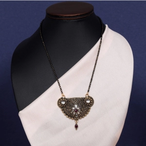 Generic Women's White Color Mangalsutra 