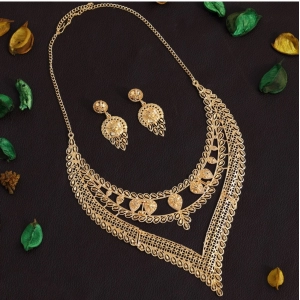 Generic Women's Gold Color Gold Plated Necklace Set Adjustable Chain