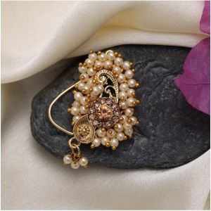Generic Women's Gold Color Nose Pin 