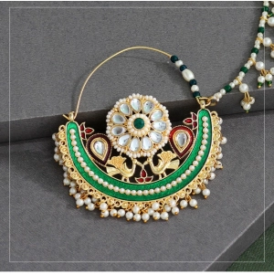 Generic Women's Green Color Kundan & Beads Nose Nath 