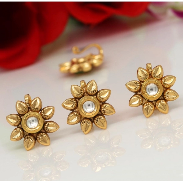 Dropship Women's White Color Kundan Nose Pin Combo Of 4 Pieces
