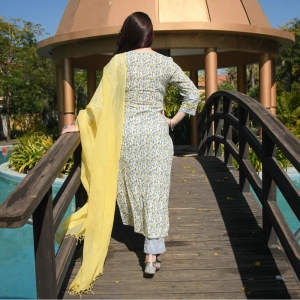 Generic Women's Casual 3/4th Sleeve Printed Cotton Kurti Set (Yellow)
