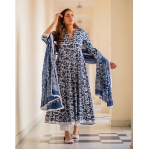 Generic Women's Casual 3/4th Sleeve Printed Cotton Kurti Set (Blue)