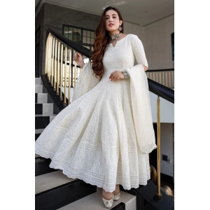 Generic Women's Casual 3/4th Sleeve Embroidered Cotton Gown (White)