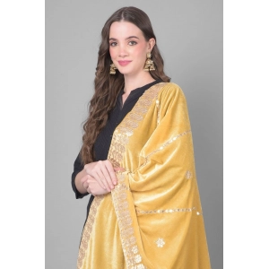 Generic Women's Velvet Gotta Patti Dupatta (Gold, Length: 2.25 to 2.50 Mtr)