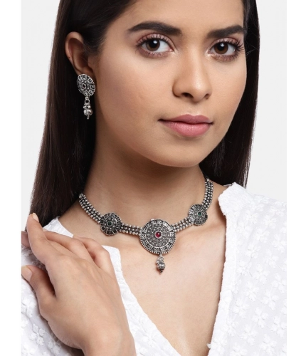 Women's Rose Gold Plated Alloy Necklace &amp; Earings Set (Silver)