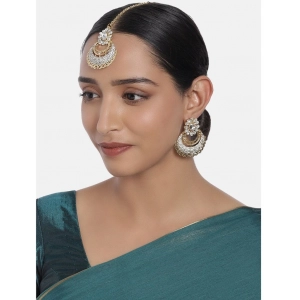 Generic Women's Rose Gold Plated Alloy Kundan Earrings & Mangtikka (White)