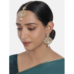 Generic Women's Rose Gold Plated Alloy Kundan Earrings & Mangtikka (White)