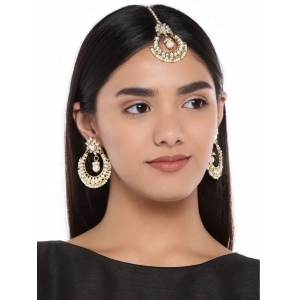Generic Women's Rose Gold Plated Alloy Kundan Earrings & Mangtikka (White)