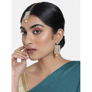 Generic Women's Rose Gold Plated Alloy Kundan Earrings & Mangtikka (White)