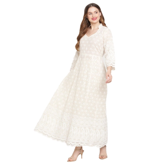 Women's Casual 3/4th Sleeve Embroidered Cotton Kurti (White)