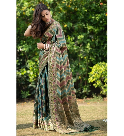 Women's Organza Printed Saree With Unstitched Blouse (Green, 5-6 Mtrs)